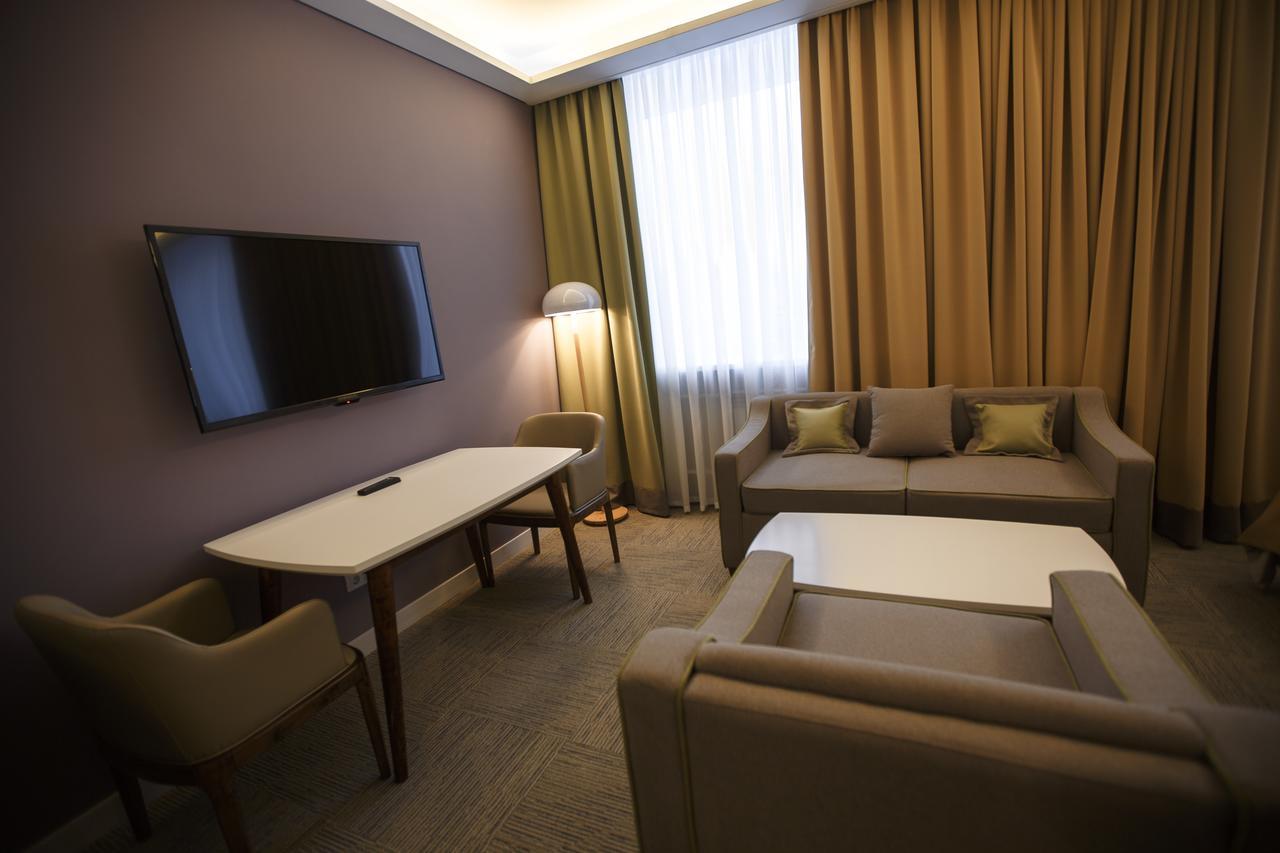 Green Which Hotel 페트로파블롭스크 외부 사진