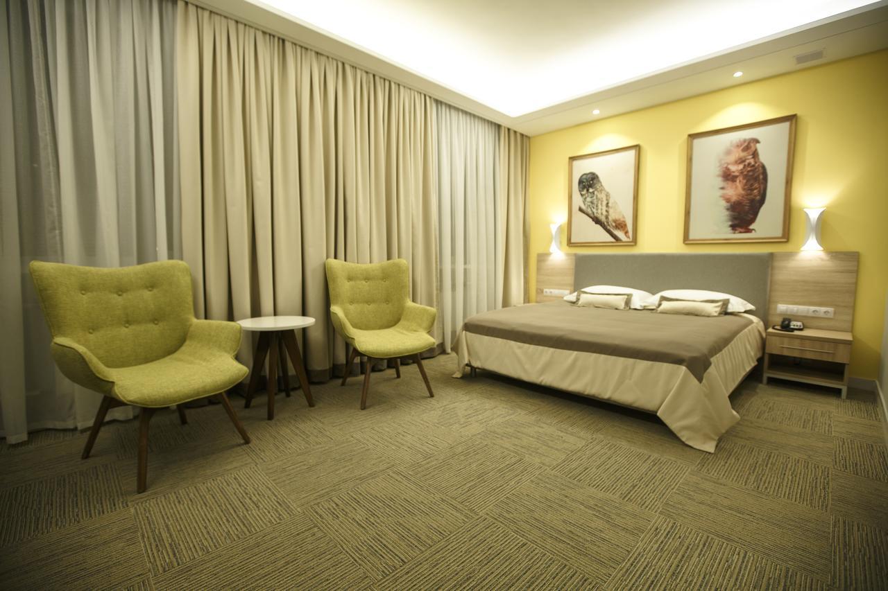 Green Which Hotel 페트로파블롭스크 외부 사진