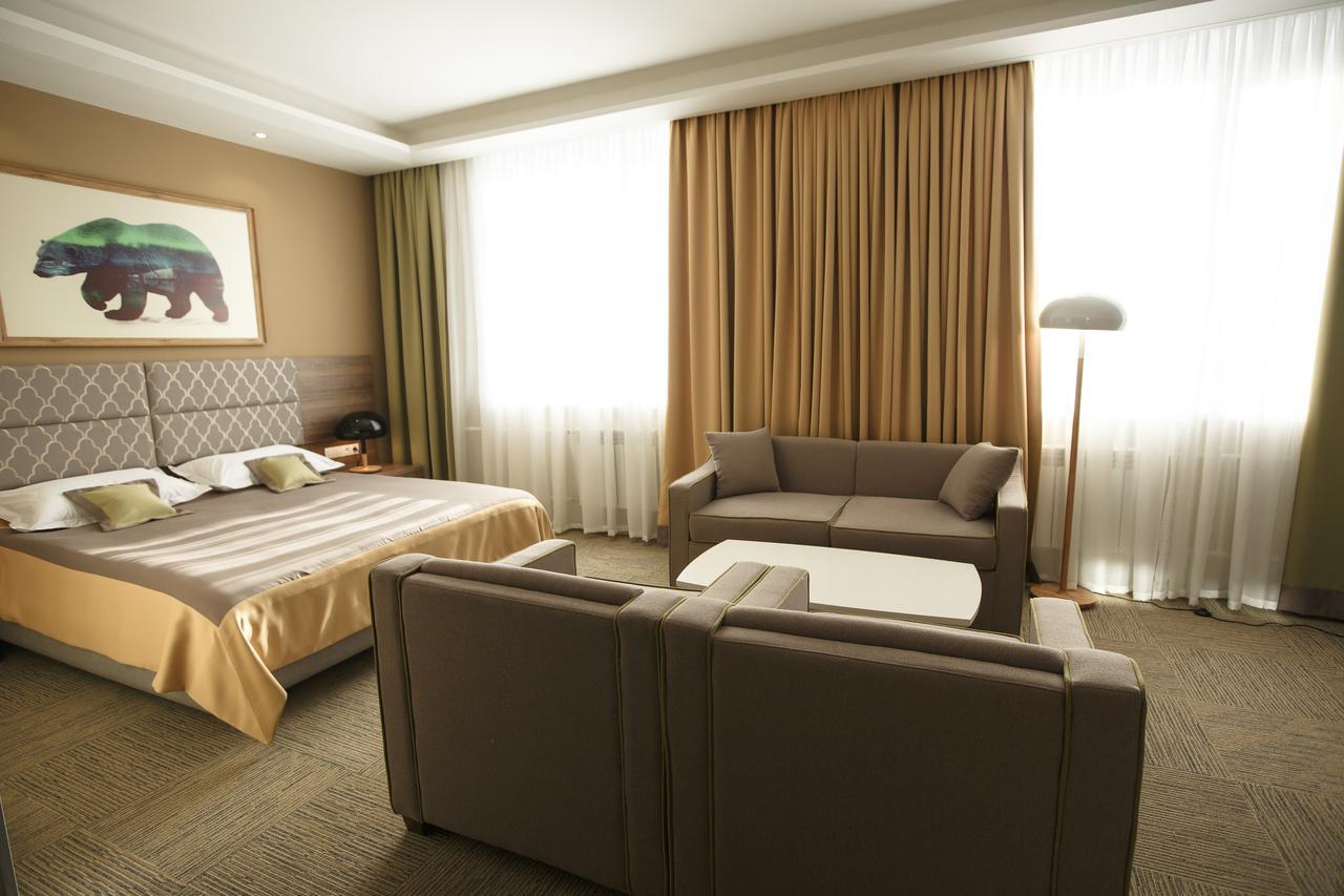 Green Which Hotel 페트로파블롭스크 외부 사진